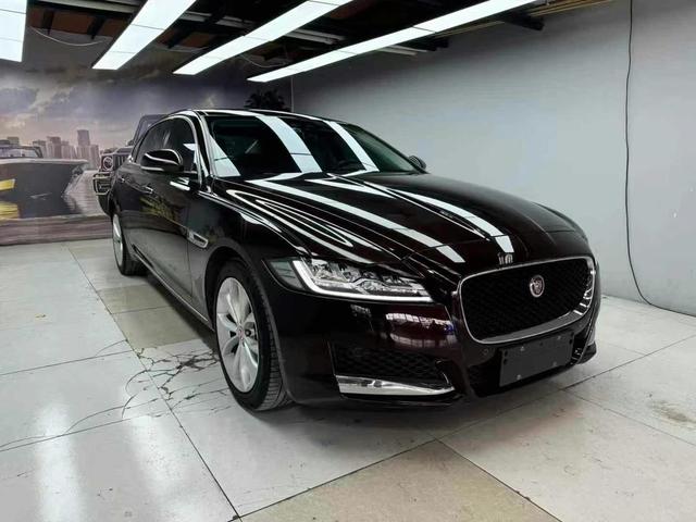 Jaguar XFL