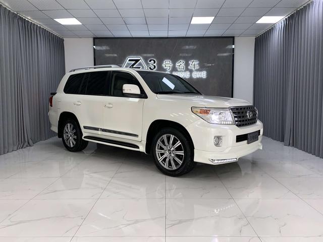 Toyota Land Cruiser (imported)