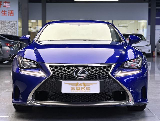 Lexus RC