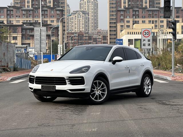 Porsche Cayenne Coupe