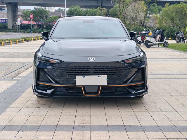 Changan UNI-V