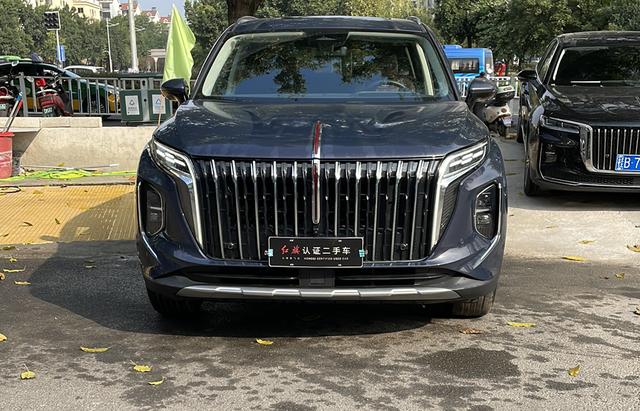 Hongqi HS7