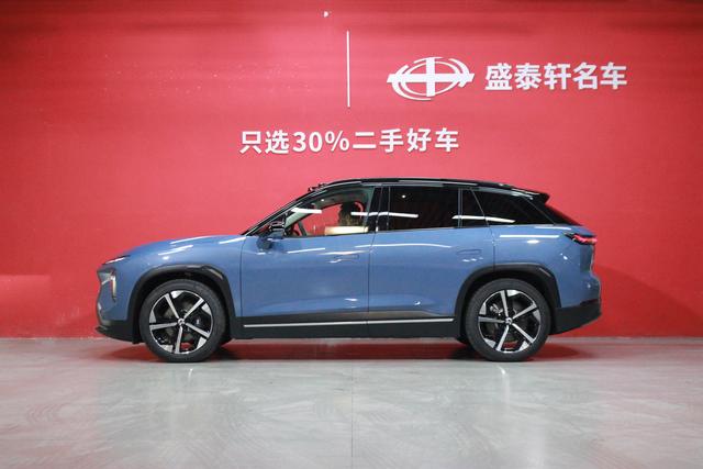 NIO ES7