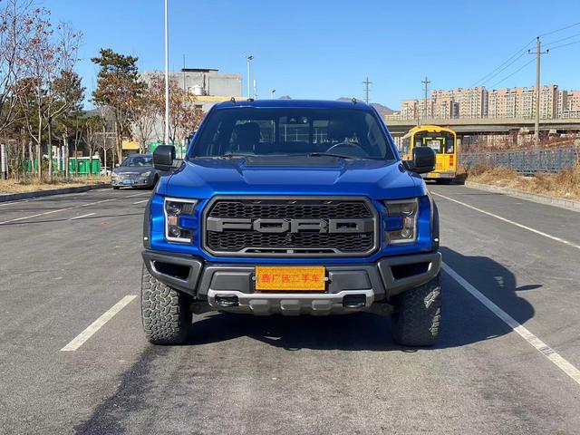 Ford F-150 Raptor