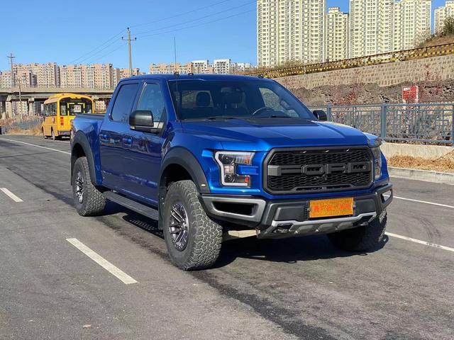 Ford F-150 Raptor