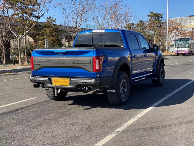 Ford F-150 Raptor