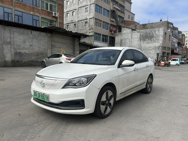 Dongfeng Fengshen E70