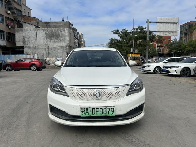 Dongfeng Fengshen E70