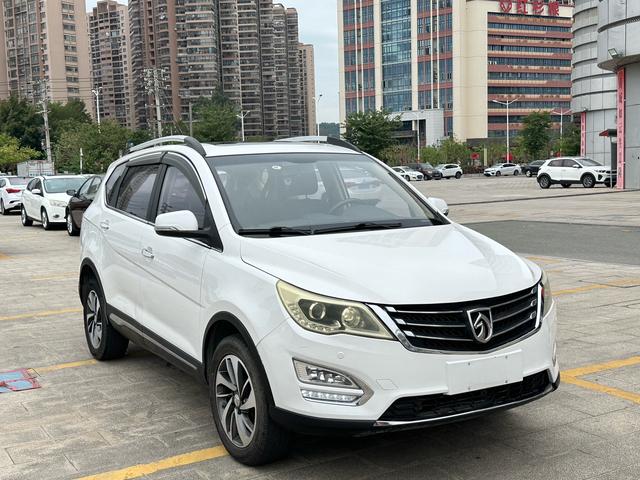 Baojun 560