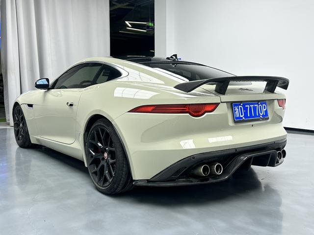 Jaguar F-TYPE