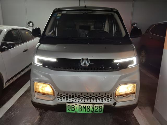 BAIC EV5