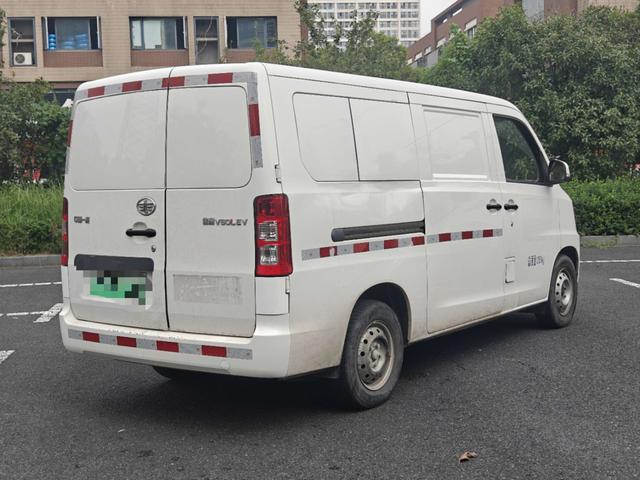 FAW Jiabao V80 EV