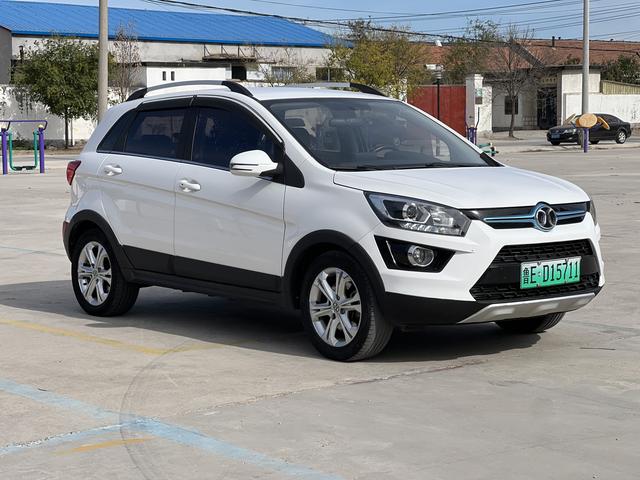 BAIC New Energy EX