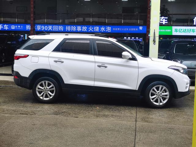 Dongfeng Scenery S560