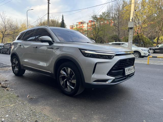 BAIC Beijing X7