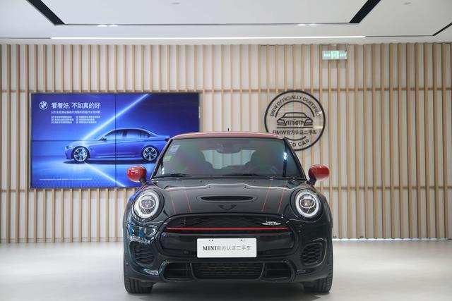 MINI JCW