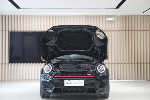 MINI JCW