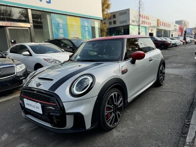 MINI JCW