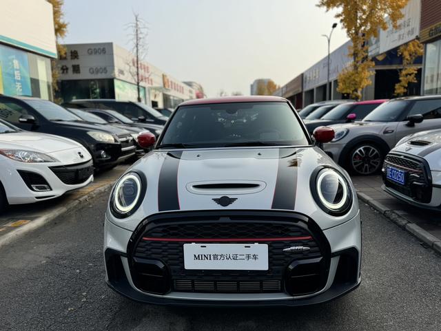 MINI JCW