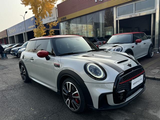 MINI JCW