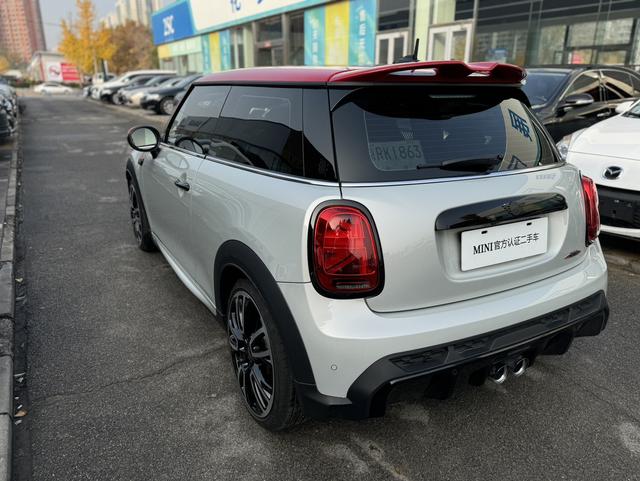 MINI JCW