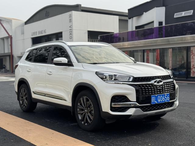 Chery Tiggo 8