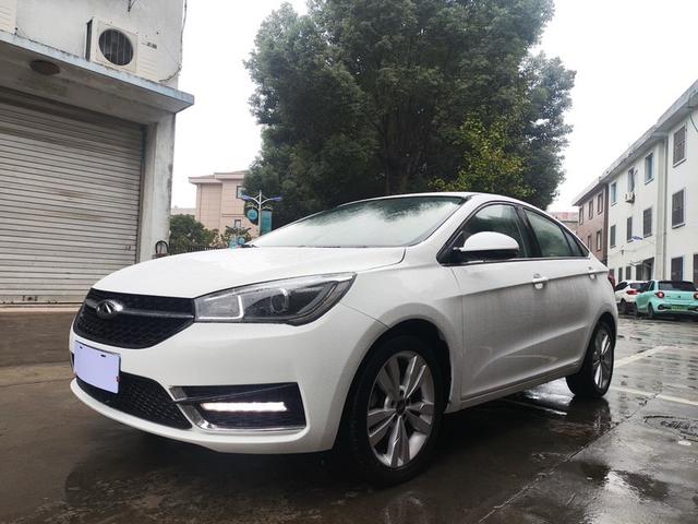 Chery Arrizo 5