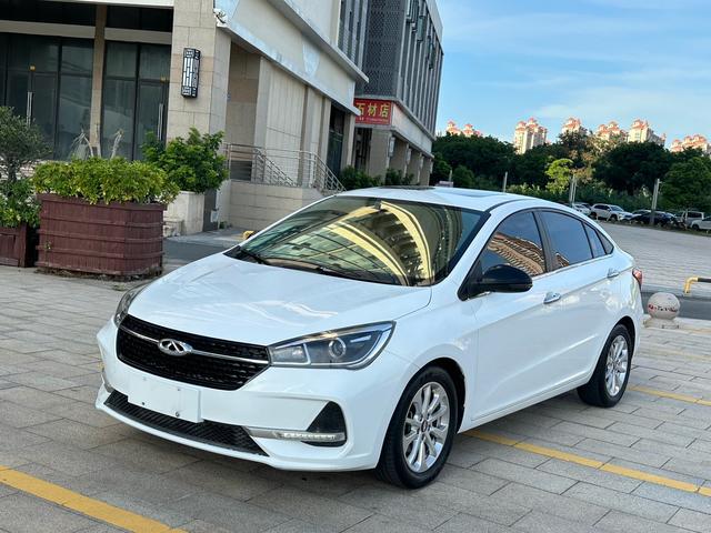 Chery Arrizo 5