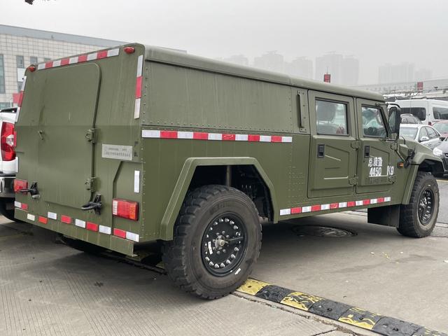 Dongfeng Warrior M50