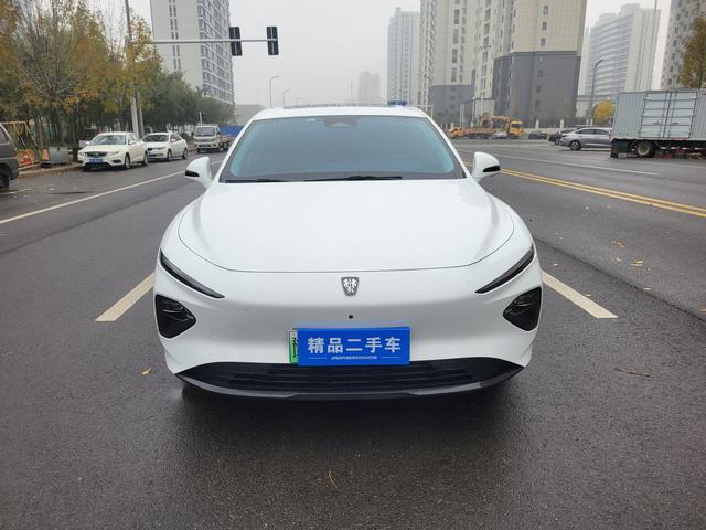 Roewe D7 EV