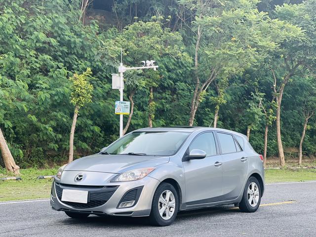 Mazda 3 (imported)