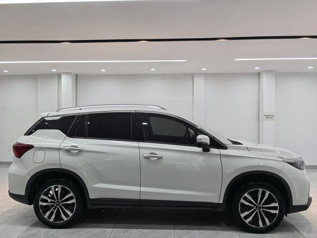 GAC Trumpchi GS4 PHEV