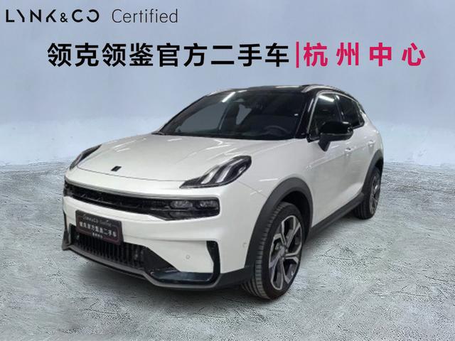 Lynk & Co 06