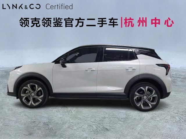 Lynk & Co 06