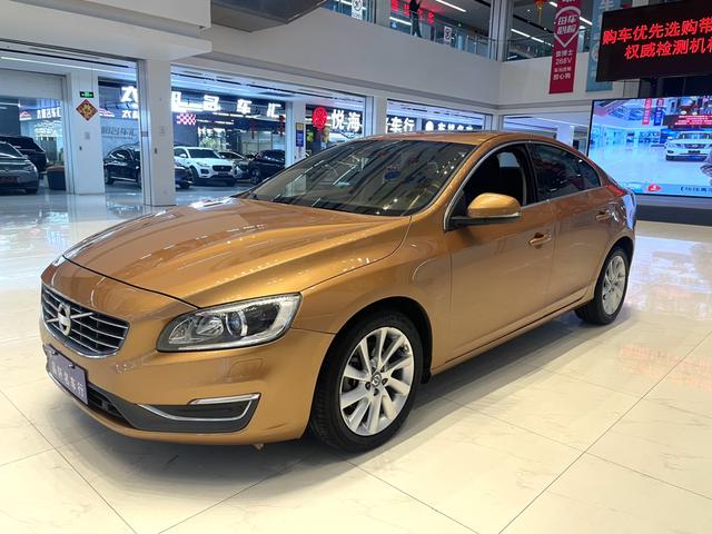 Volvo S60 (imported)