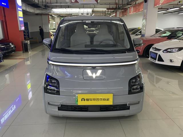 Wuling Air ev clear sky