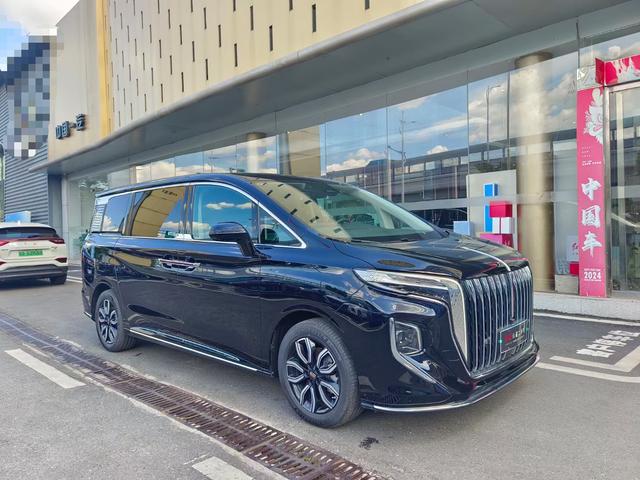 Hongqi HQ9