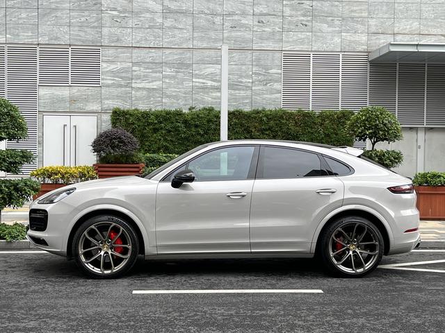 Porsche Cayenne Coupe