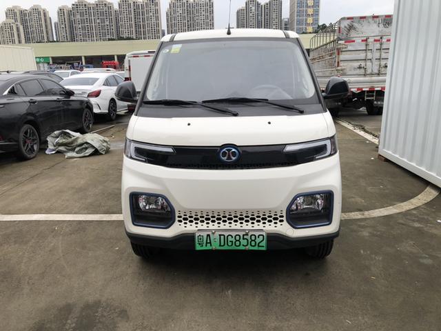 BAIC EV5