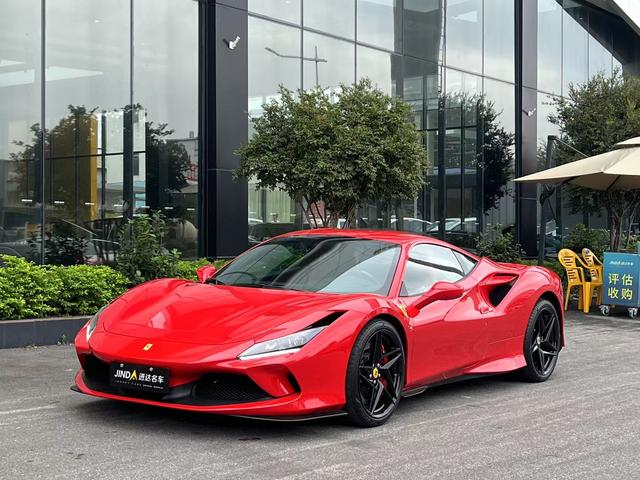 Ferrari F8