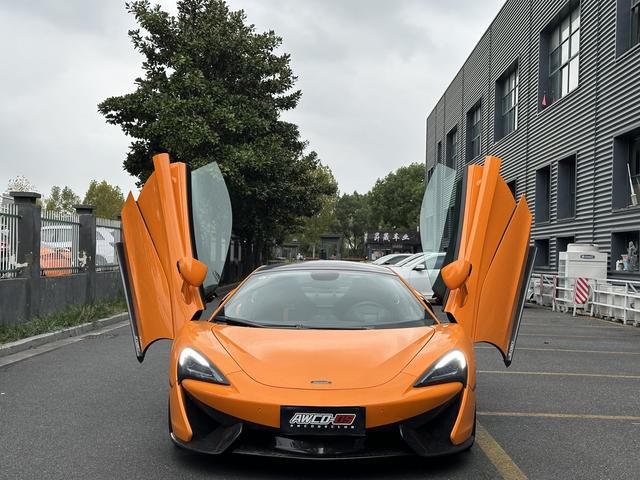 McLaren 570S