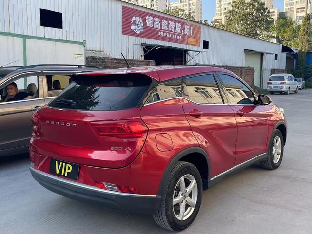 Dongfeng Fengon 500