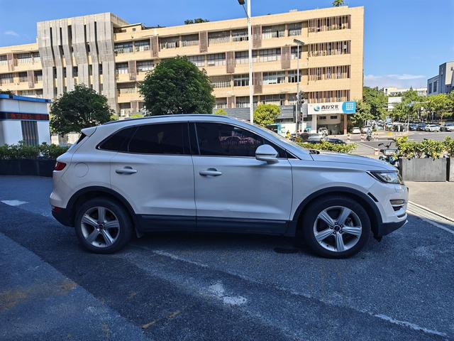 Lincoln MKC