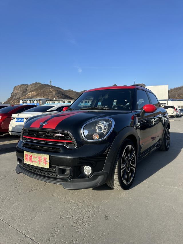 MINI JCW COUNTRYMAN