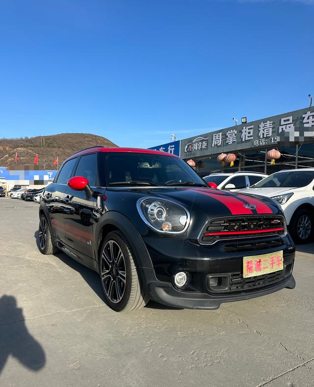 MINI JCW COUNTRYMAN