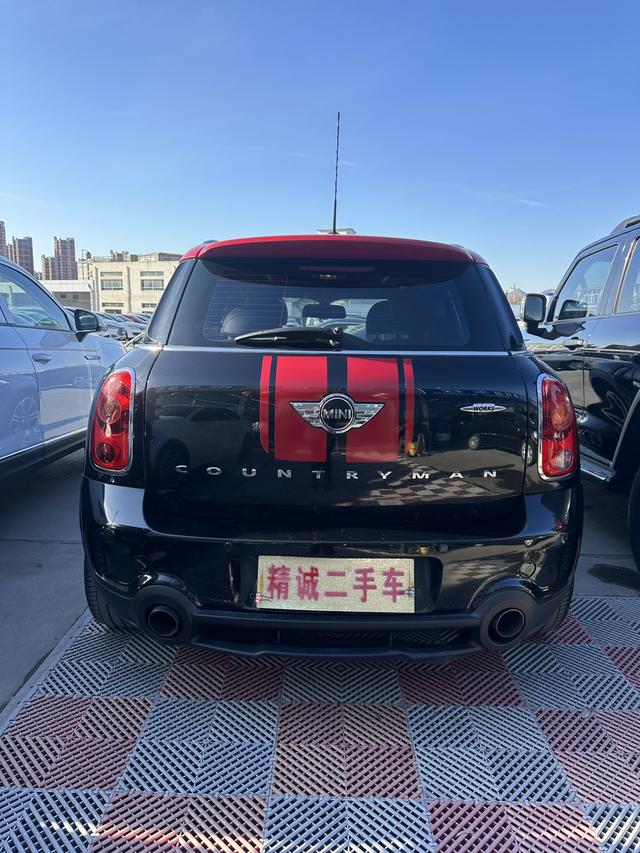 MINI JCW COUNTRYMAN