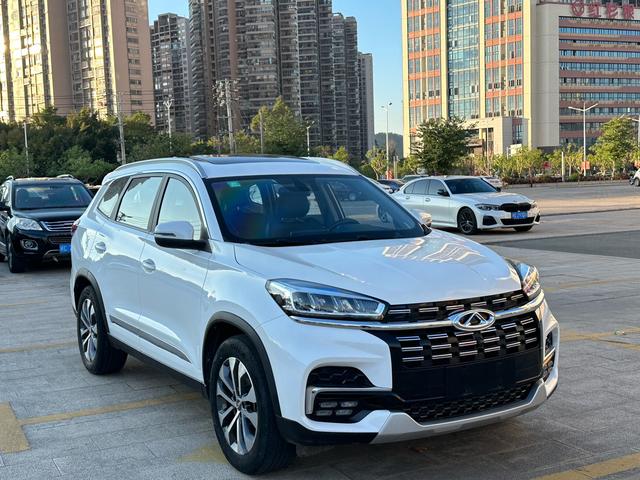 Chery Tiggo 8