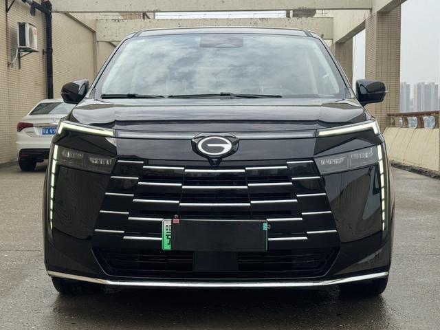 GAC Trumpchi E8 PHEV