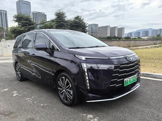 GAC Trumpchi E8 PHEV