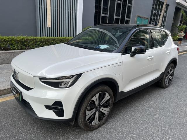 Volvo XC40 EV